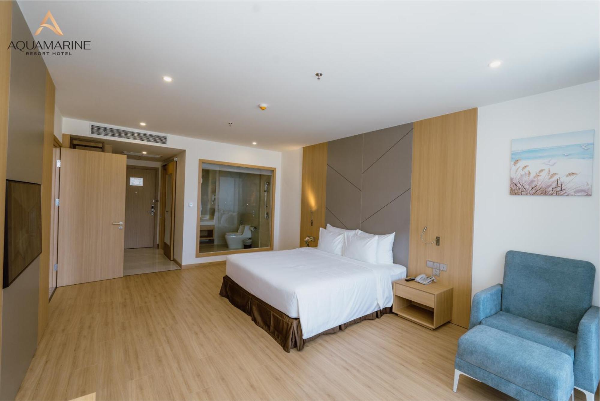 Aquamarine Beachfront Resort & Spa Cam Ranh Exterior photo