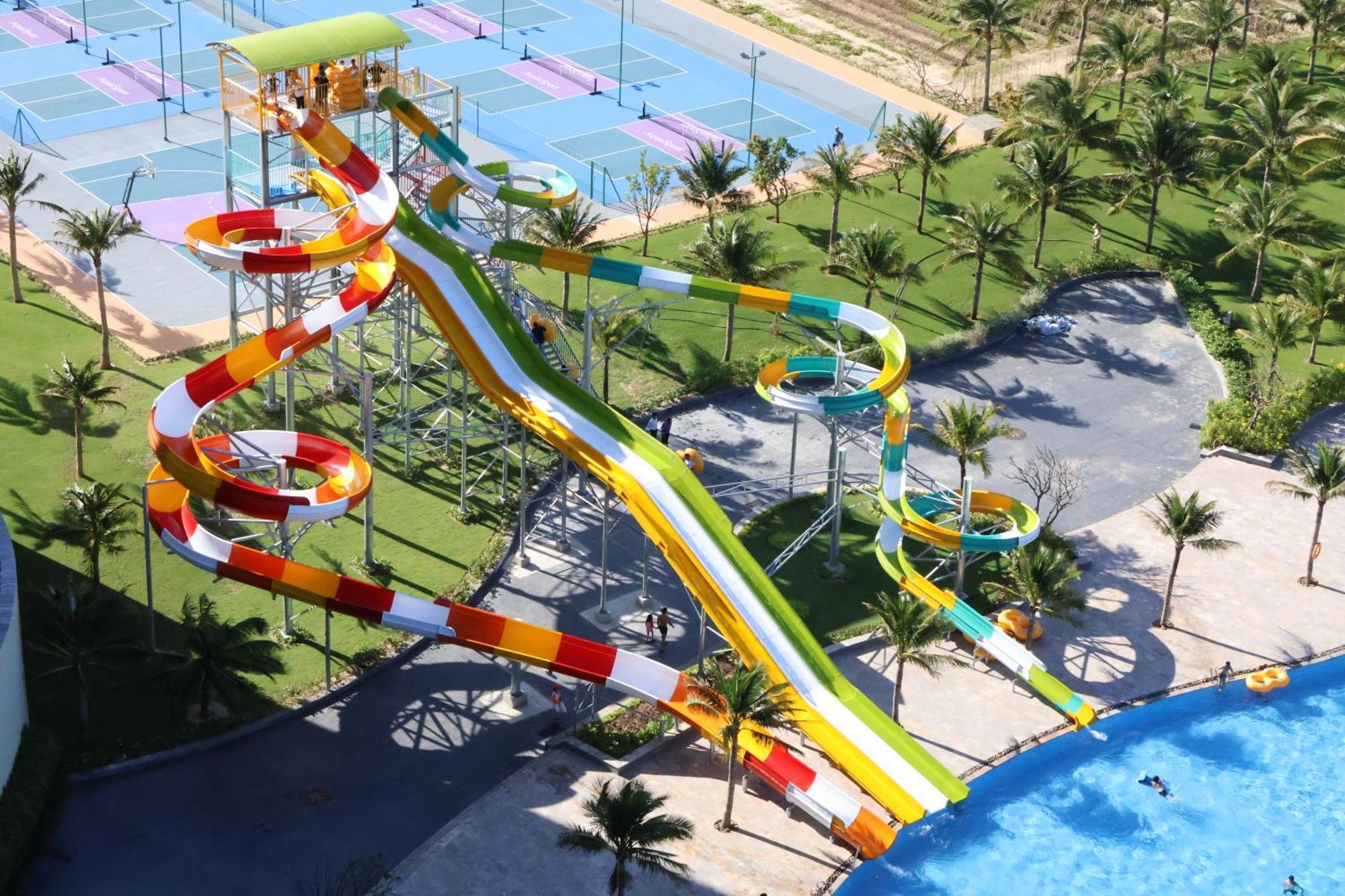 Aquamarine Beachfront Resort & Spa Cam Ranh Exterior photo